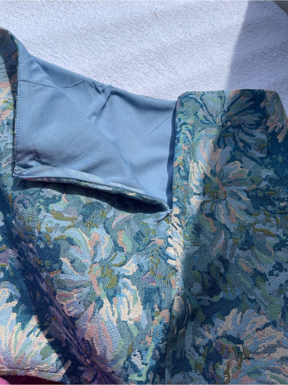 Steve Madden Blissful Blue Floral Brocade Lace-Up Back Mini Skirt Size L NWT - Picture 13 of 16